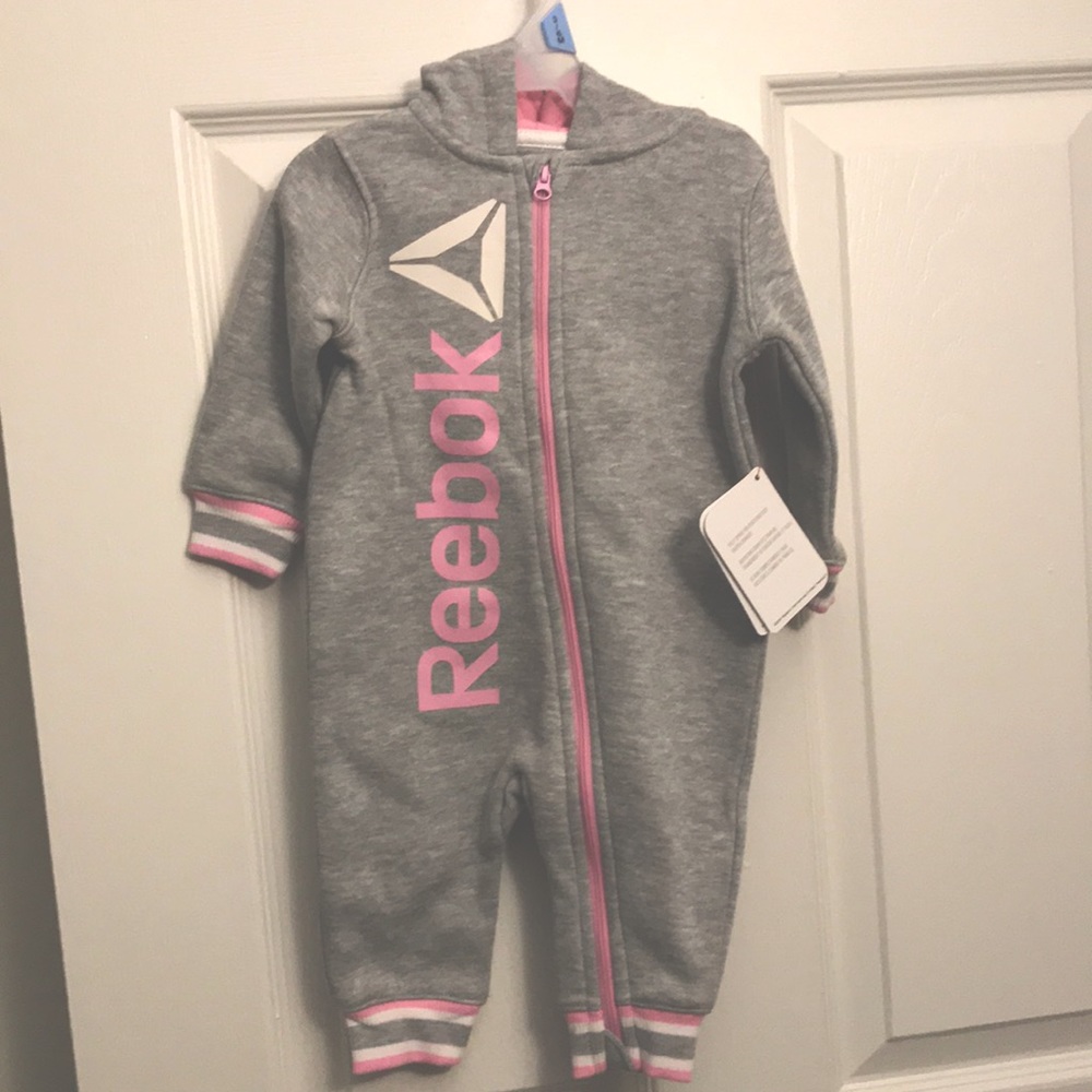 Reebok infant Girl hooded Romper